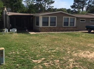 605 Cypress St, Mary Esther, FL 32569