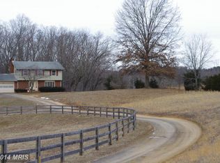 12 Countryside Ln, Amissville, VA 20106