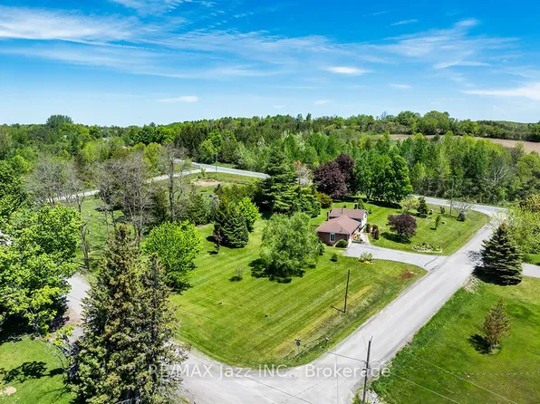 20 Twin Ln, Brighton, ON K0K 1H0