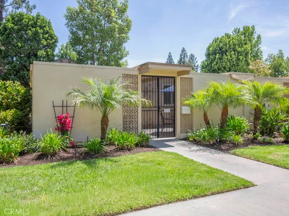 207 Avenida Majorca Unit A, Laguna Woods, CA 92637
