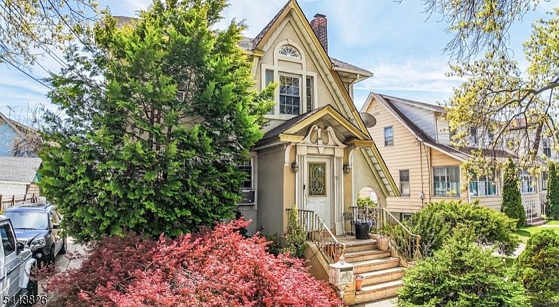 1st image of 90 Union Ave
