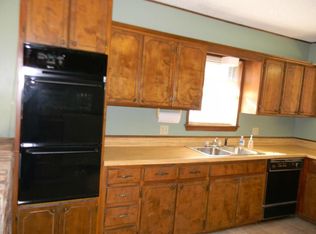 1230 Oak Dr, Denison, TX 75020