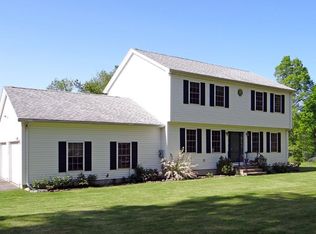 348 State St, Belchertown, MA 01007