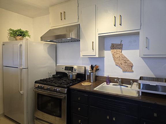 4th image of 2150 Taylor St APT 4