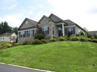 1644 Big Ridge Dr, East Stroudsburg, PA 18302