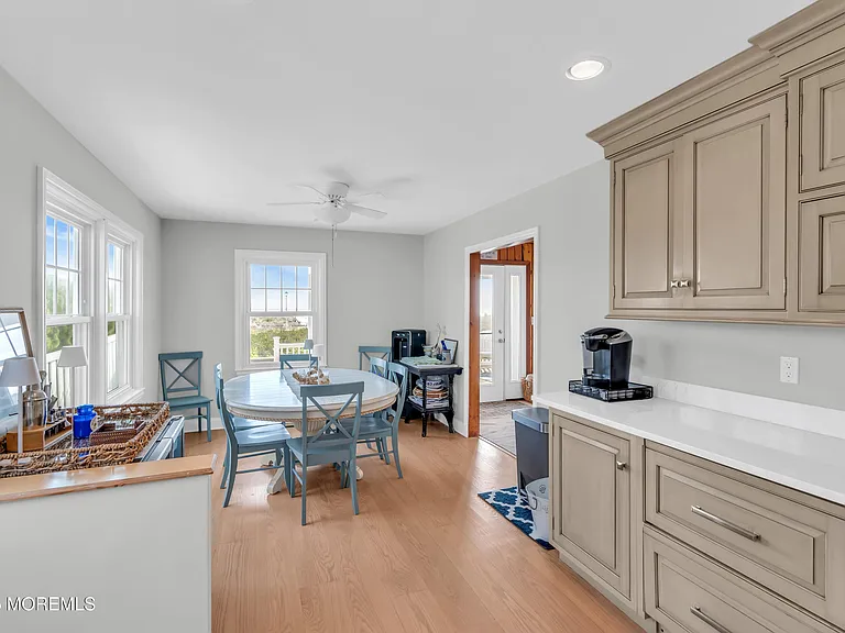 411 Ocean Ave — Photo 14