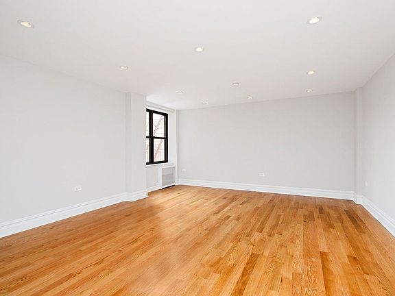 2nd image of 13317 Sanford Ave APT 5A
