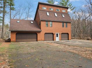 2268 E MAPLE LANE, Waupaca, WI 54981
