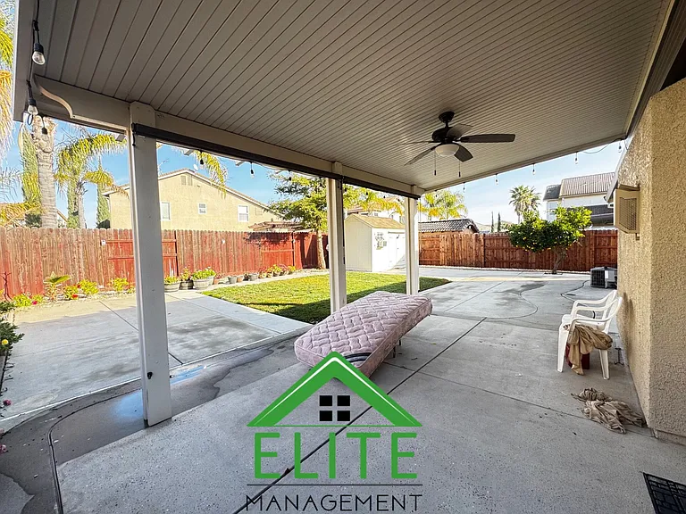 9009 Tillander Way — Photo 8