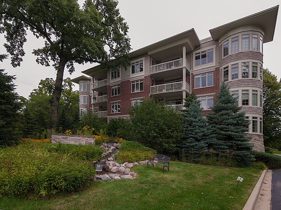 2nd image of 425 Benjamin Dr APT 203