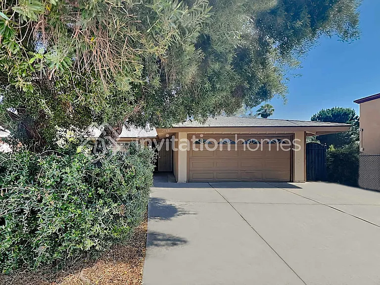 27331 Fisher St — Photo 1