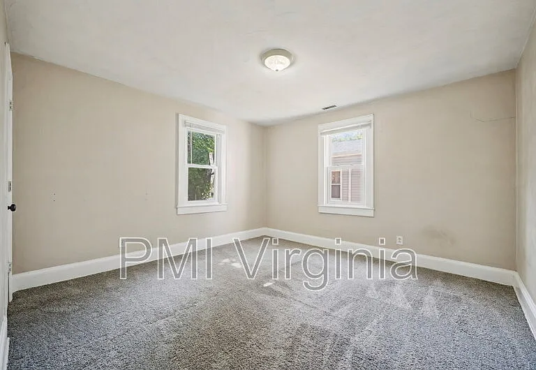 1915 Lansing Ave — Photo 11