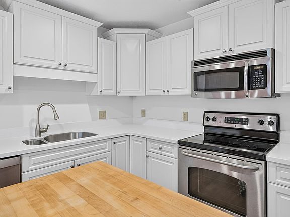 5th image of 1950 Buttonwood Ct