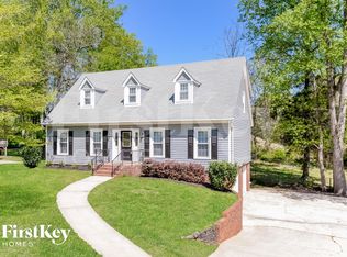 6021 Woods Edge Ln, Kernersville, NC 27284