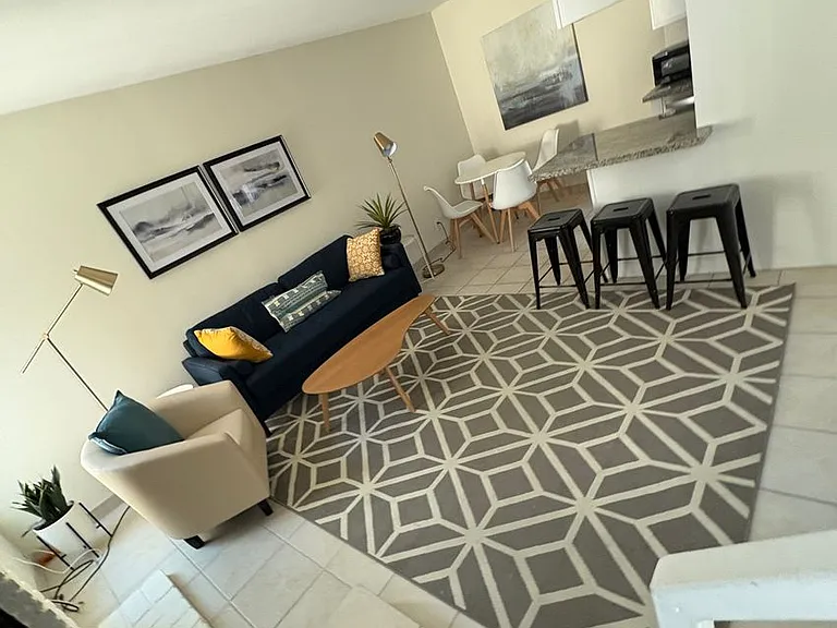 Barclay Square Apts LLC (9840) — Photo 5