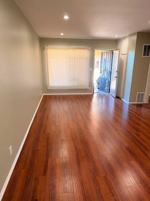 2 bed, 985 sqft, $2,195 — Photo 3