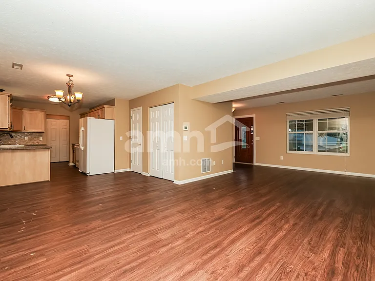 1337 Vimla Way — Photo 7