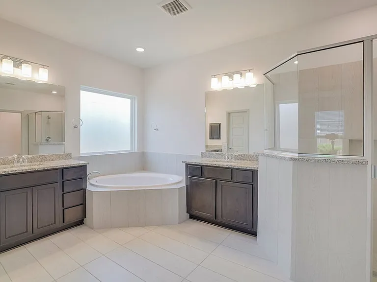 5616 Monrovia Ln — Photo 11