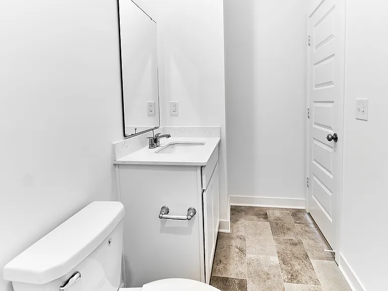 8603 Georgina St — Photo 25