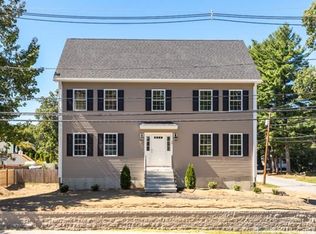 48 Bridle Rd, Billerica, MA 01821