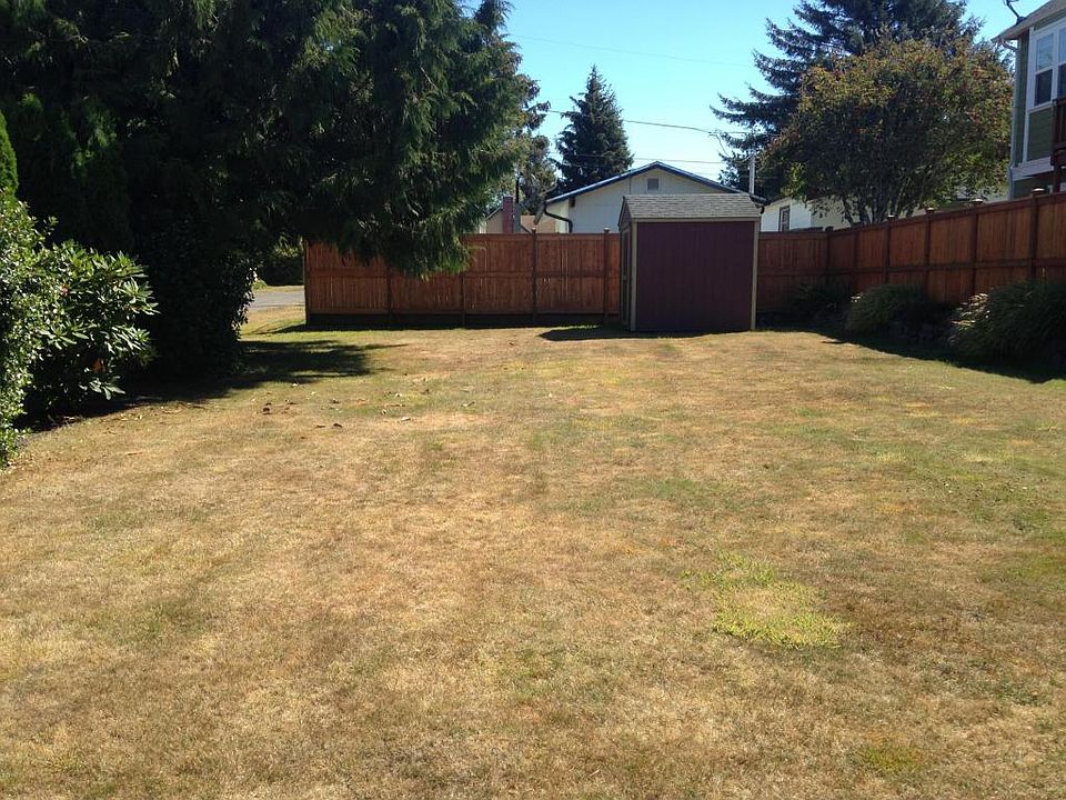 1st image of 300 SE Surf Ave