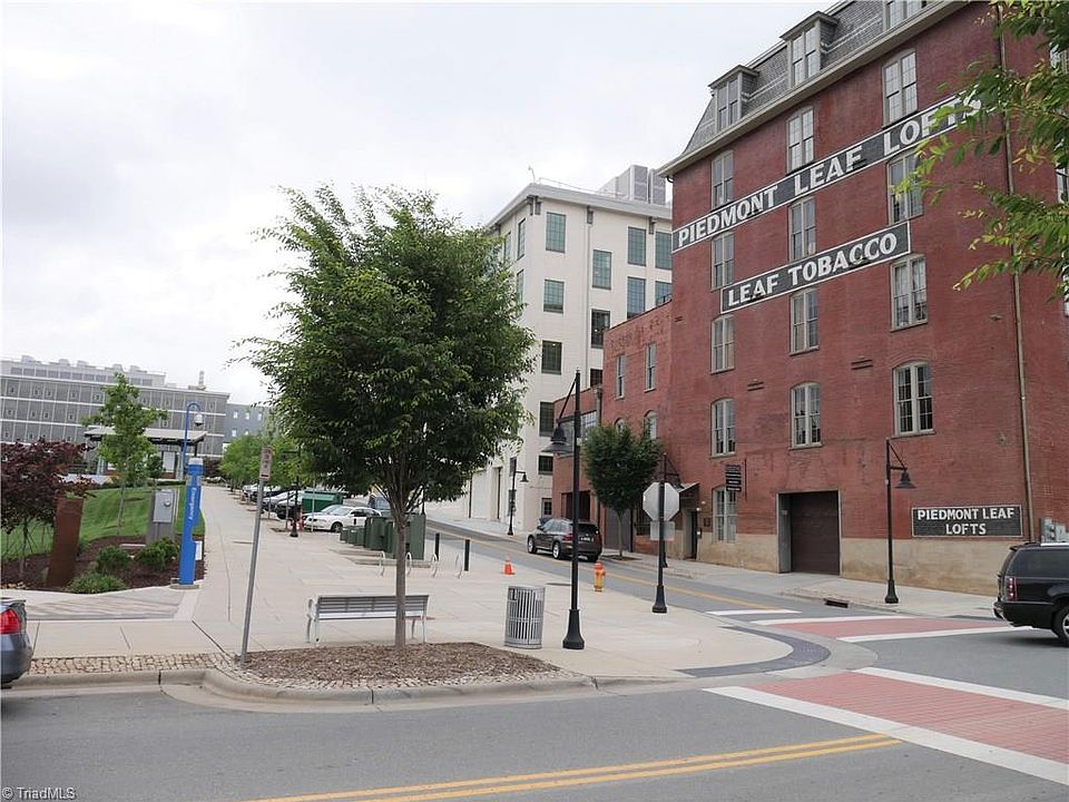 1st image of 401 E 4th St Ste 402