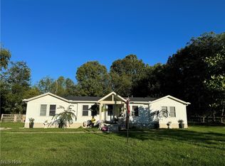 5970 Fultonrose Rd, East Fultonham, OH 43777