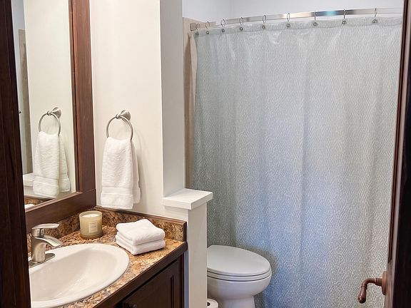 5th image of 109 Village Way #2018