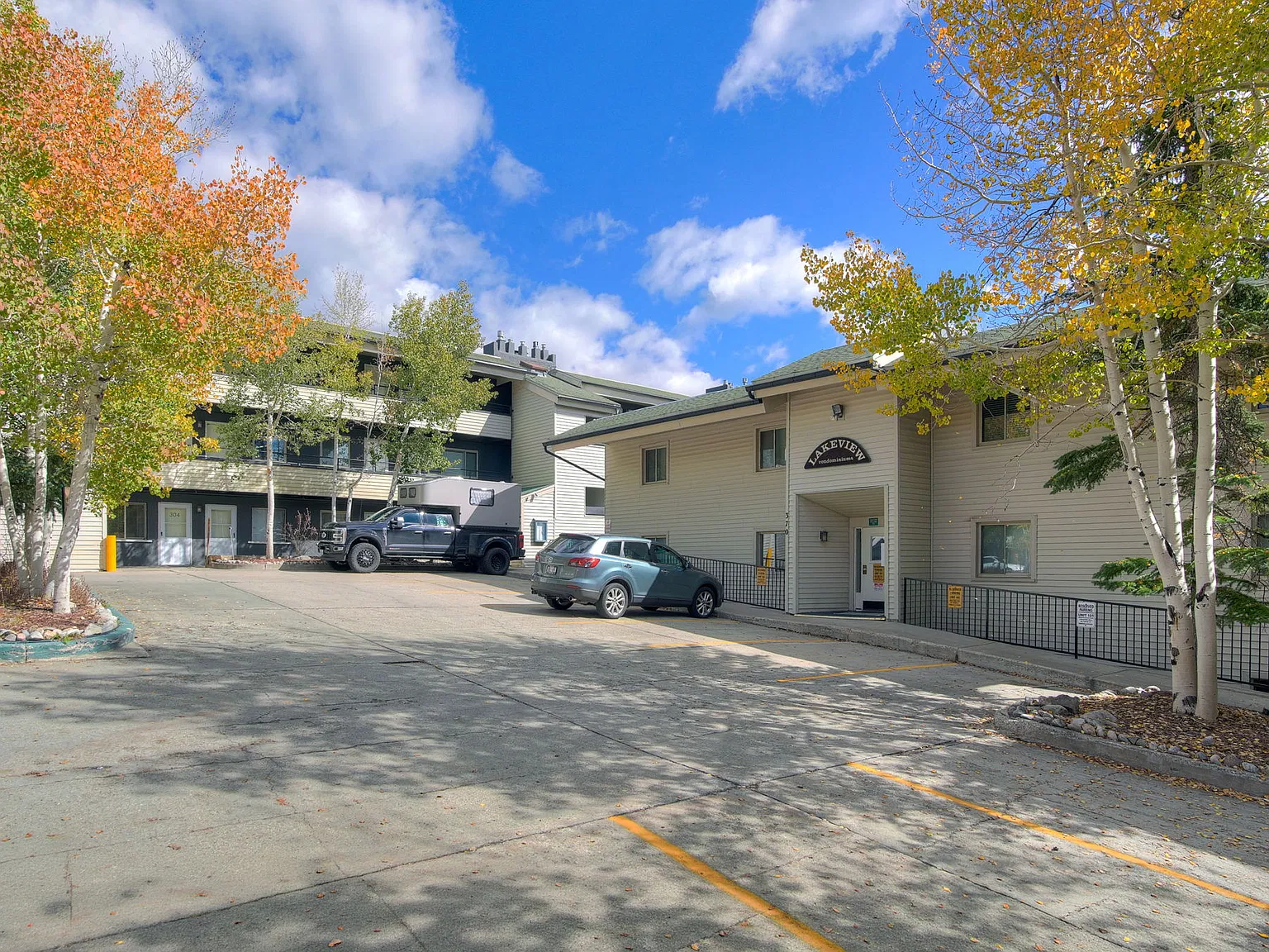 1 bed, 596 sqft, $2,850 — Photo 2