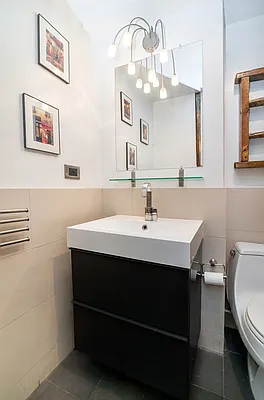 Sold by Compass | media 10