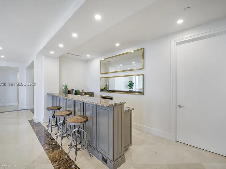 3400 SW 27th Ave #2202 — Photo 4