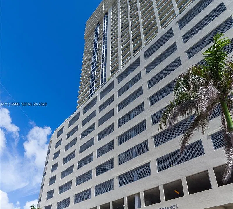 16699 Collins Ave #3707