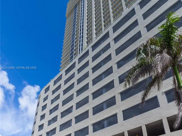 16699 Collins Ave, Sunny Isles Beach, FL