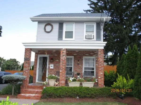 25 Central Ave, Dover, NJ 07801