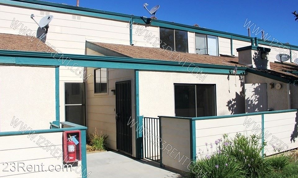 1st image of 44526 15th St E Unit 6