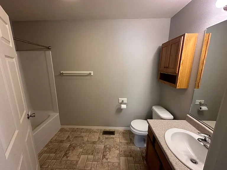 1120 Longbow Ln #A — Photo 10