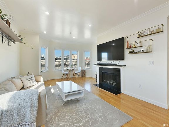 2nd image of 4815 Mission St #103