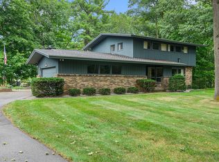 3307 Lake Dr, Allegan, MI 49010