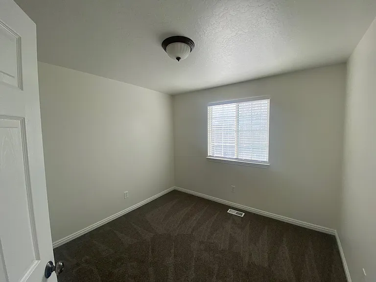 1297 S 1430 E — Photo 24