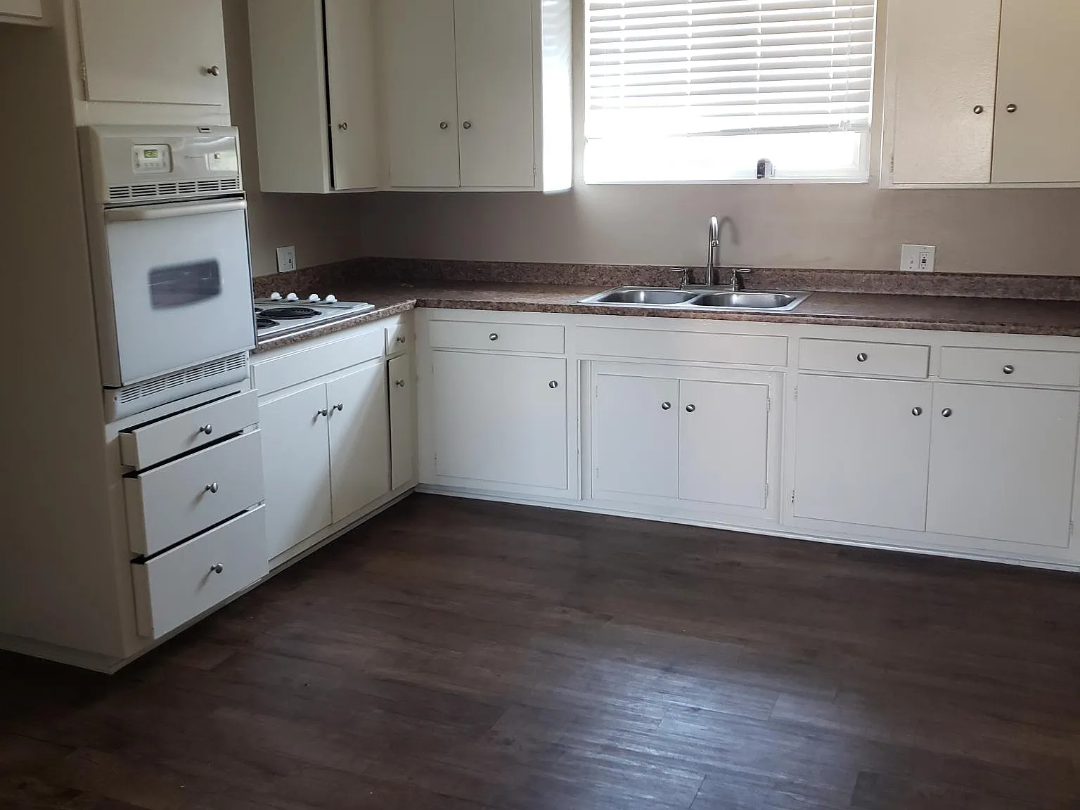 10114 Scott Avenue — Photo 4