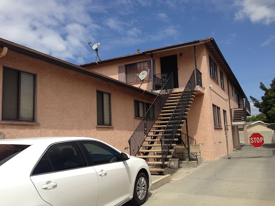 1st image of 1523 Torrance Blvd APT B