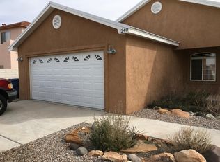 1240 SW Parkview Dr, Los Lunas, NM 87031