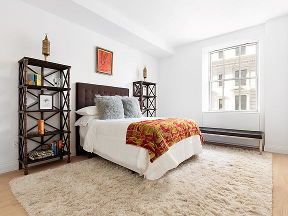 5th image of 1 Wall St APT 2014