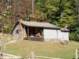 558 Barberry Rd, Ranger, WV 25557