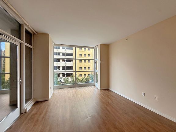 4th image of 530 K St Unit 314