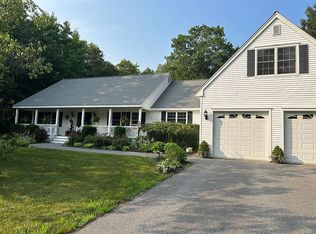 9 Deerfield Dr, Brunswick, ME 04011