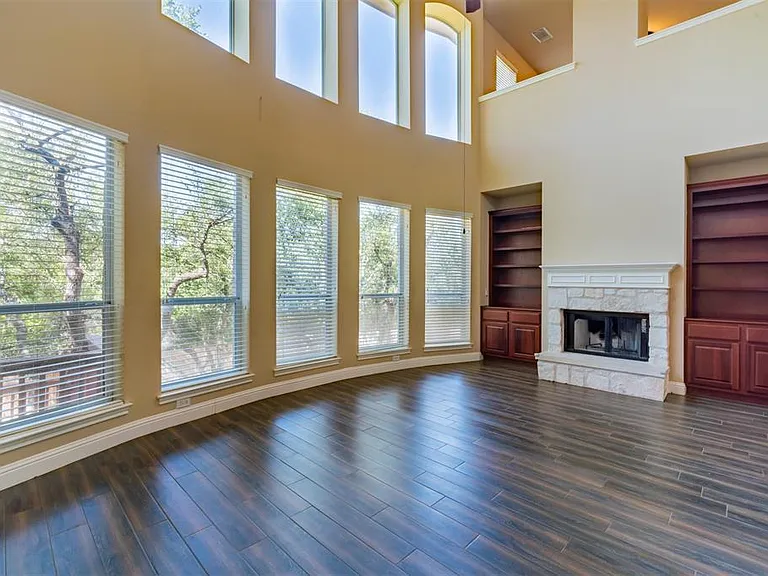 7908 Menler Dr — Photo 11