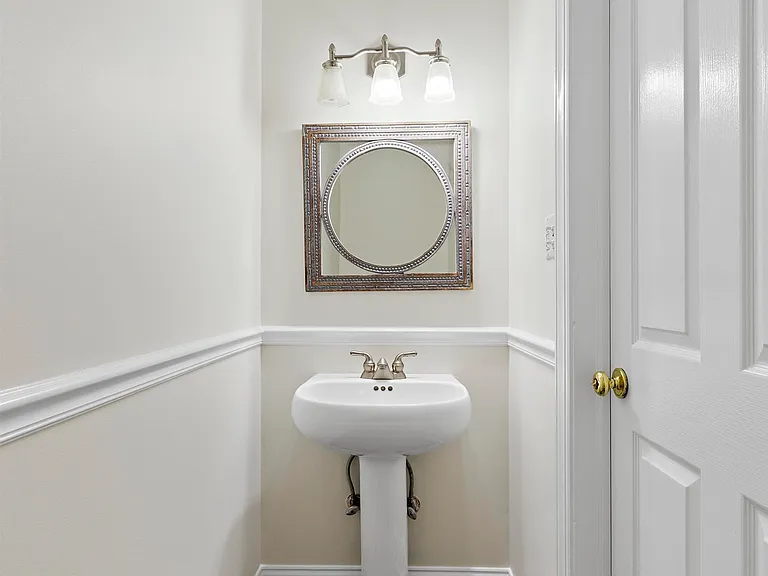 119 Panorama Dr — Photo 11