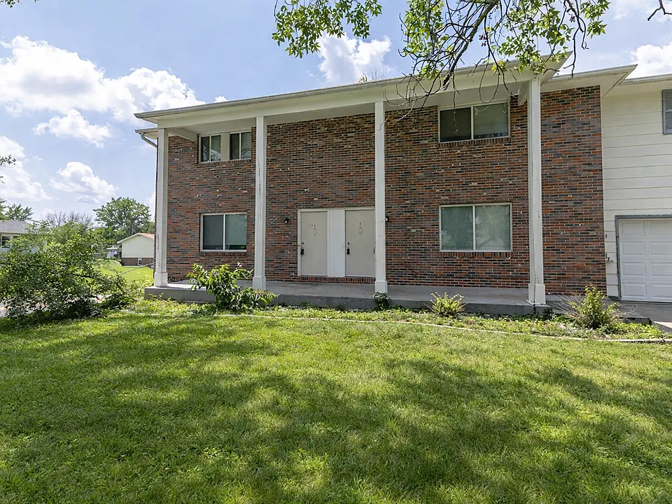 1305 N Golf Blvd #A