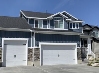1452 Dunbar Ln, Syracuse, UT 84075